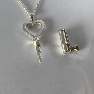 chastity-shop Keys with cylinder lock Secret Open your Heart